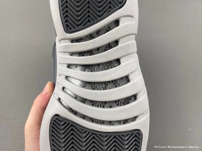 Official Maikesneakers 